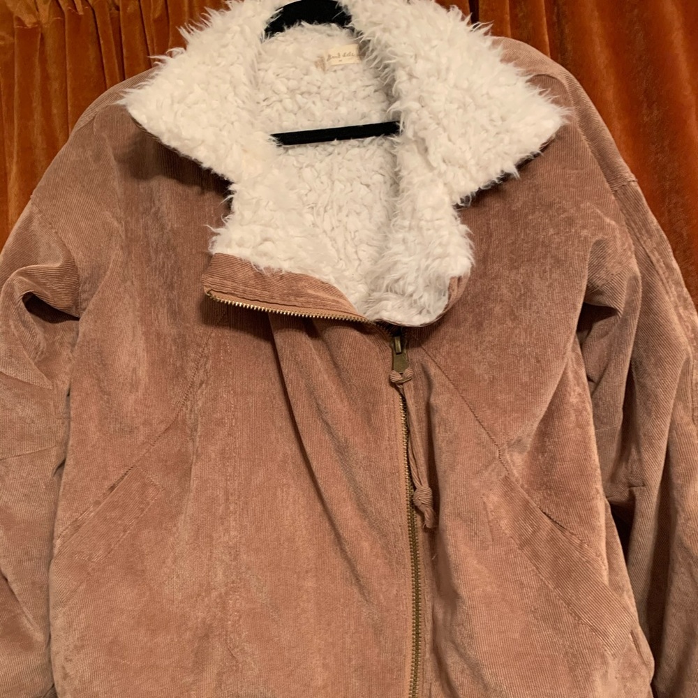 Oversized Fur Jacket - Picture 2 of 4
